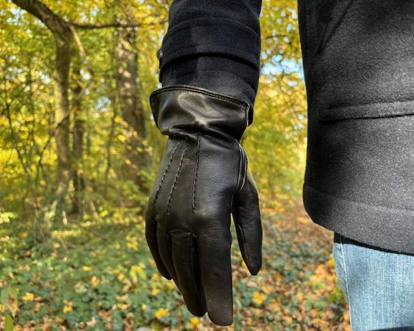 Men's lambskin leather gloves unlined black cognac color